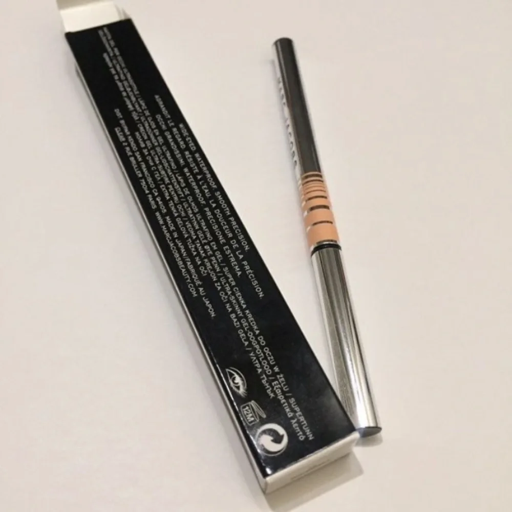 Marc Jacobs fineliner eyeliner